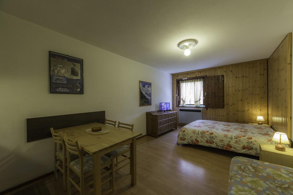 Residence Petit Tibet Breuil-Cervinia Exteriör bild